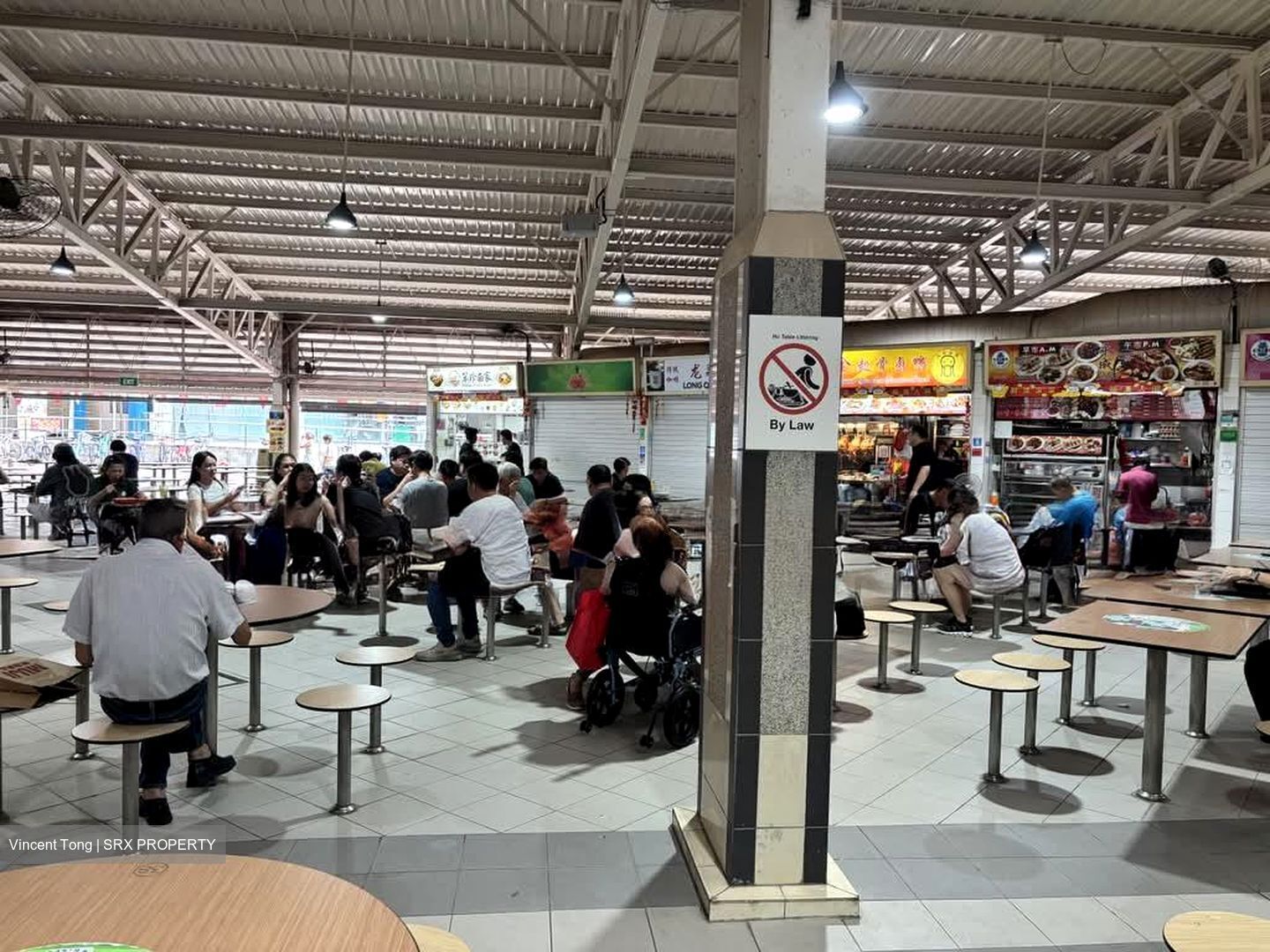 Ang Mo Kio Avenue 6 (D20), Retail #581155521